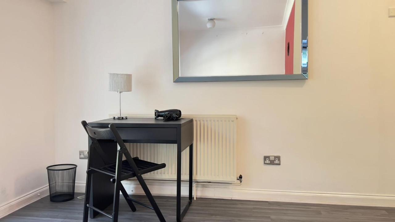 Aldgate Rooms London Exteriör bild