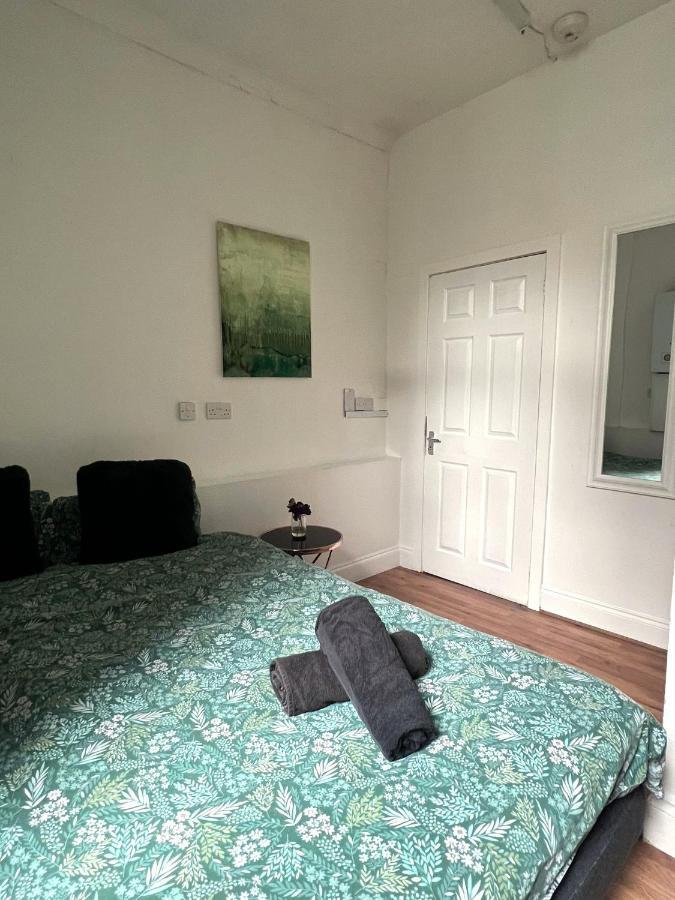 Aldgate Rooms London Exteriör bild